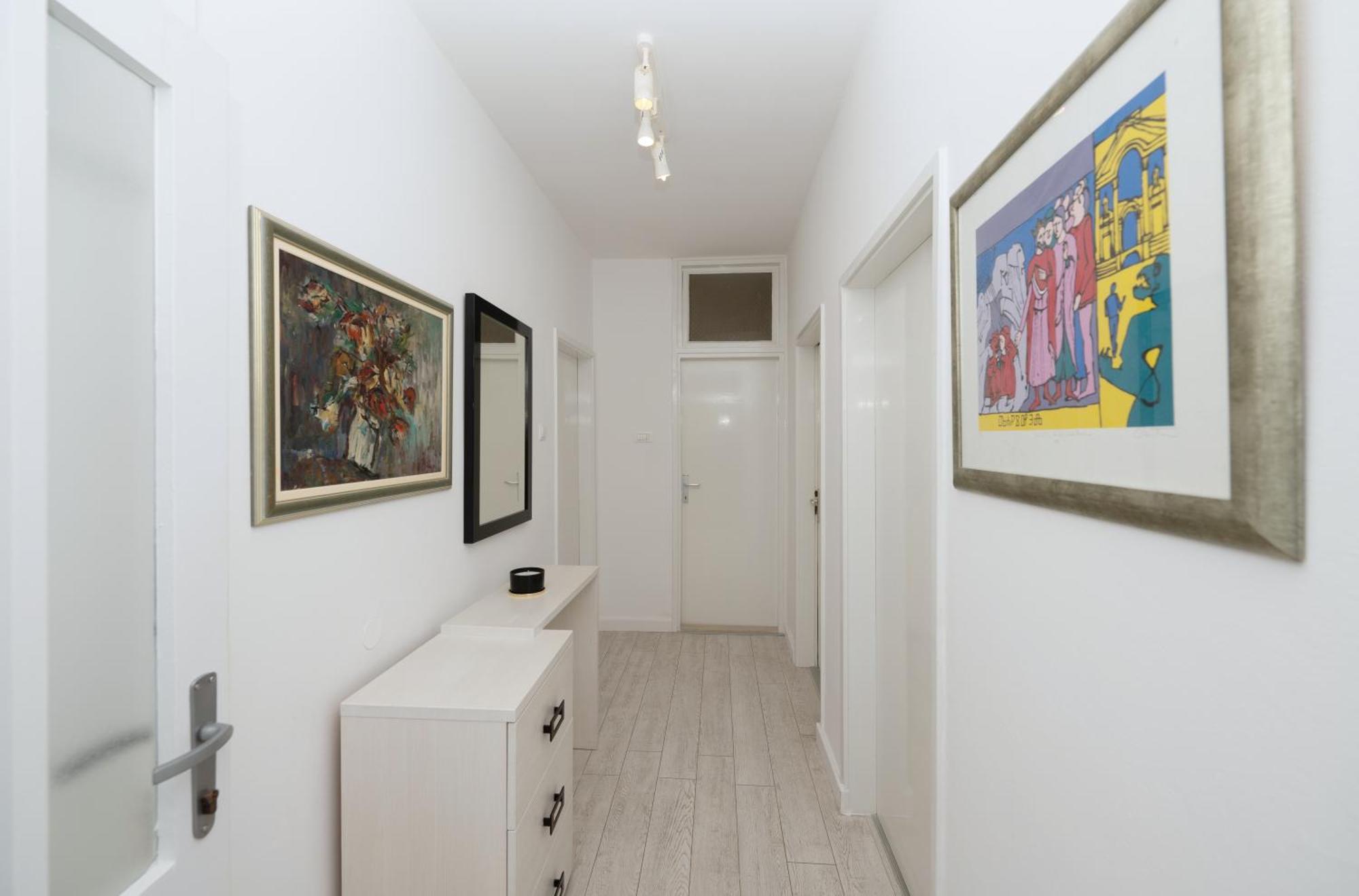 Apartments Sokol Makarska Bagian luar foto