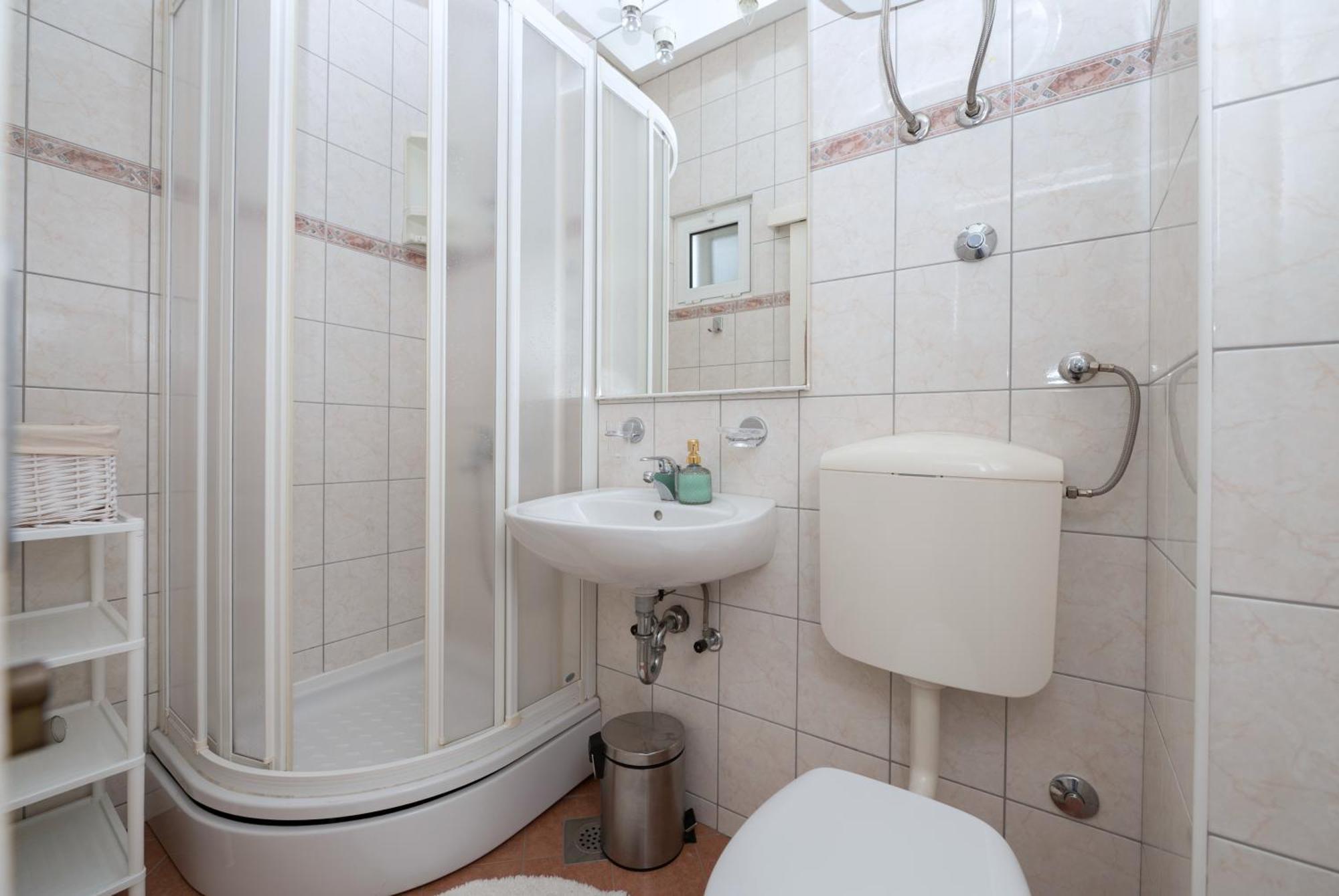 Apartments Sokol Makarska Bagian luar foto
