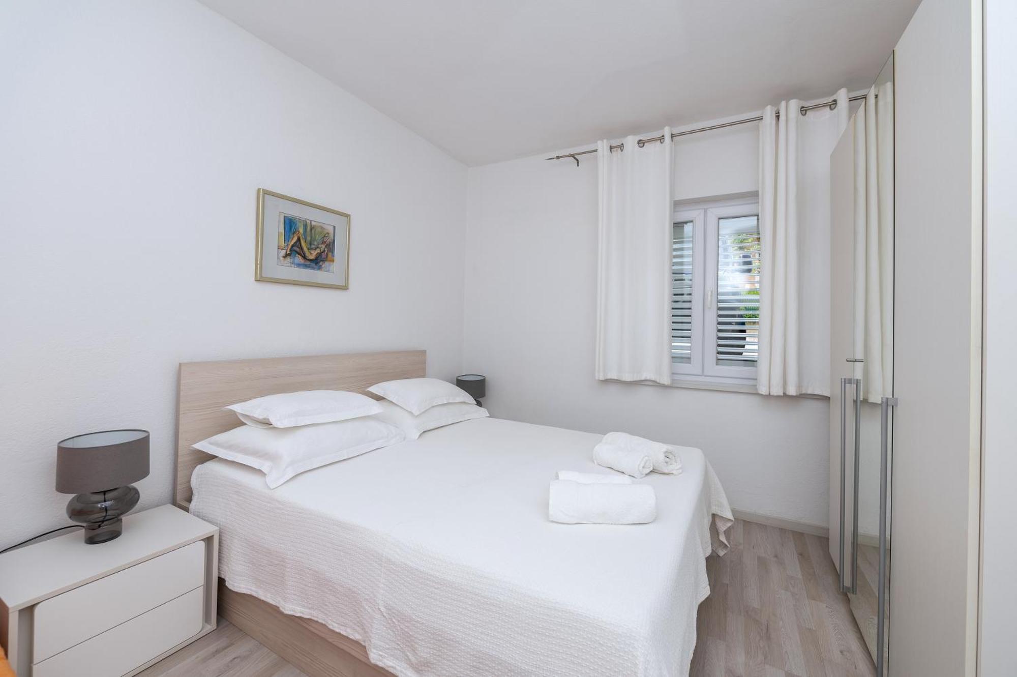 Apartments Sokol Makarska Bagian luar foto