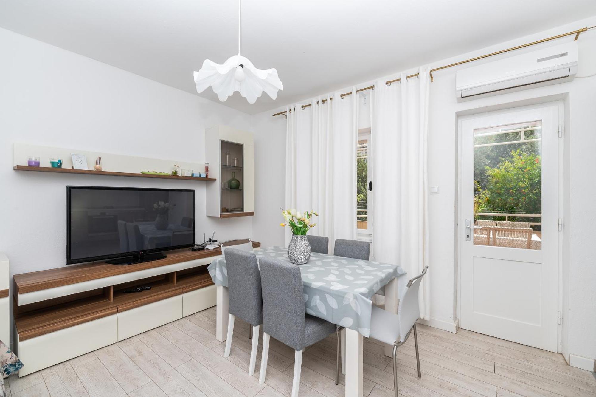 Apartments Sokol Makarska Bagian luar foto