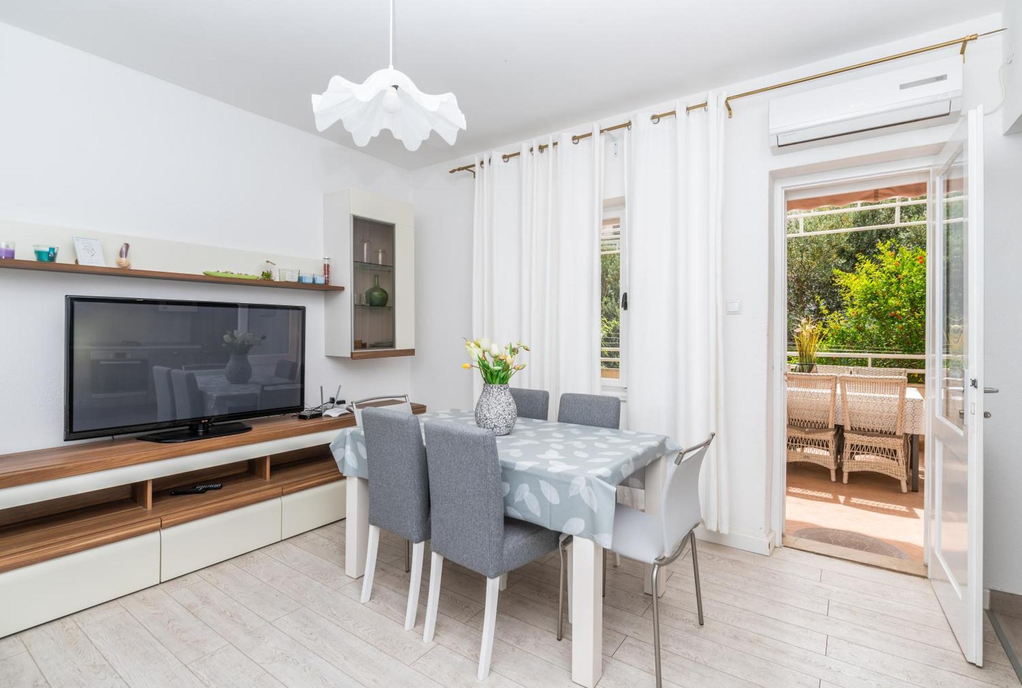Apartments Sokol Makarska Bagian luar foto